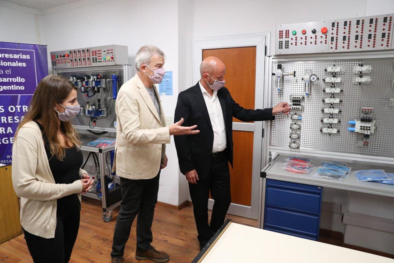 ENAC equipamiento tecnológico