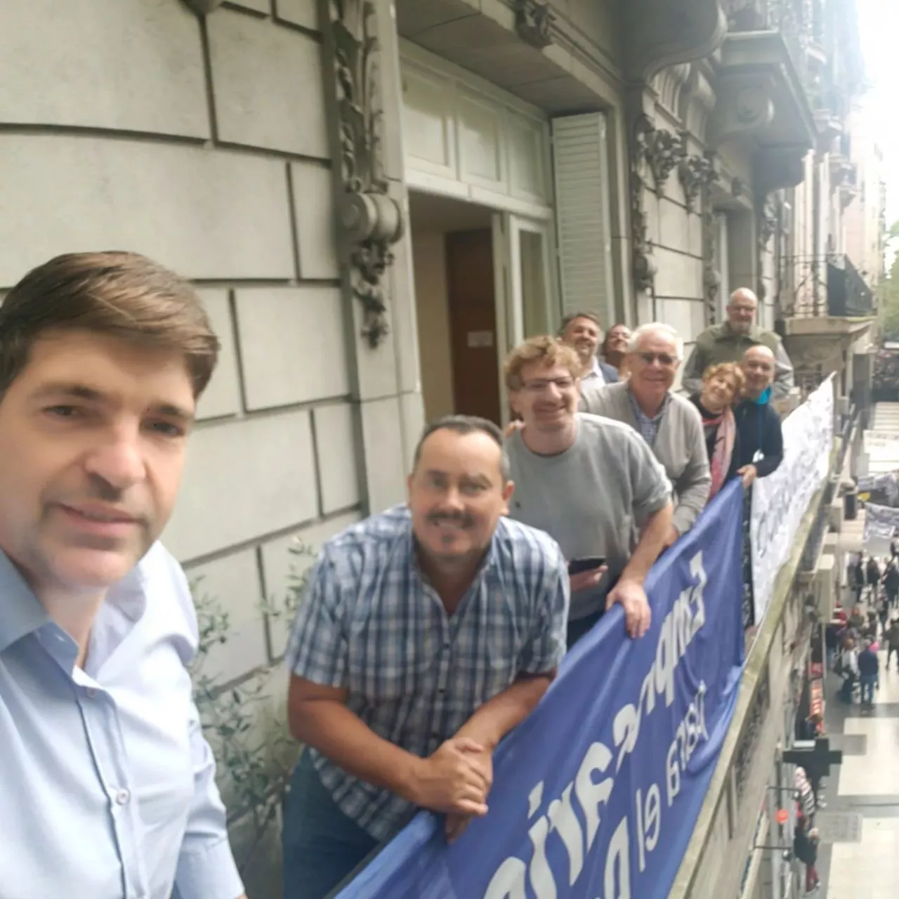 photo5039611456173222543