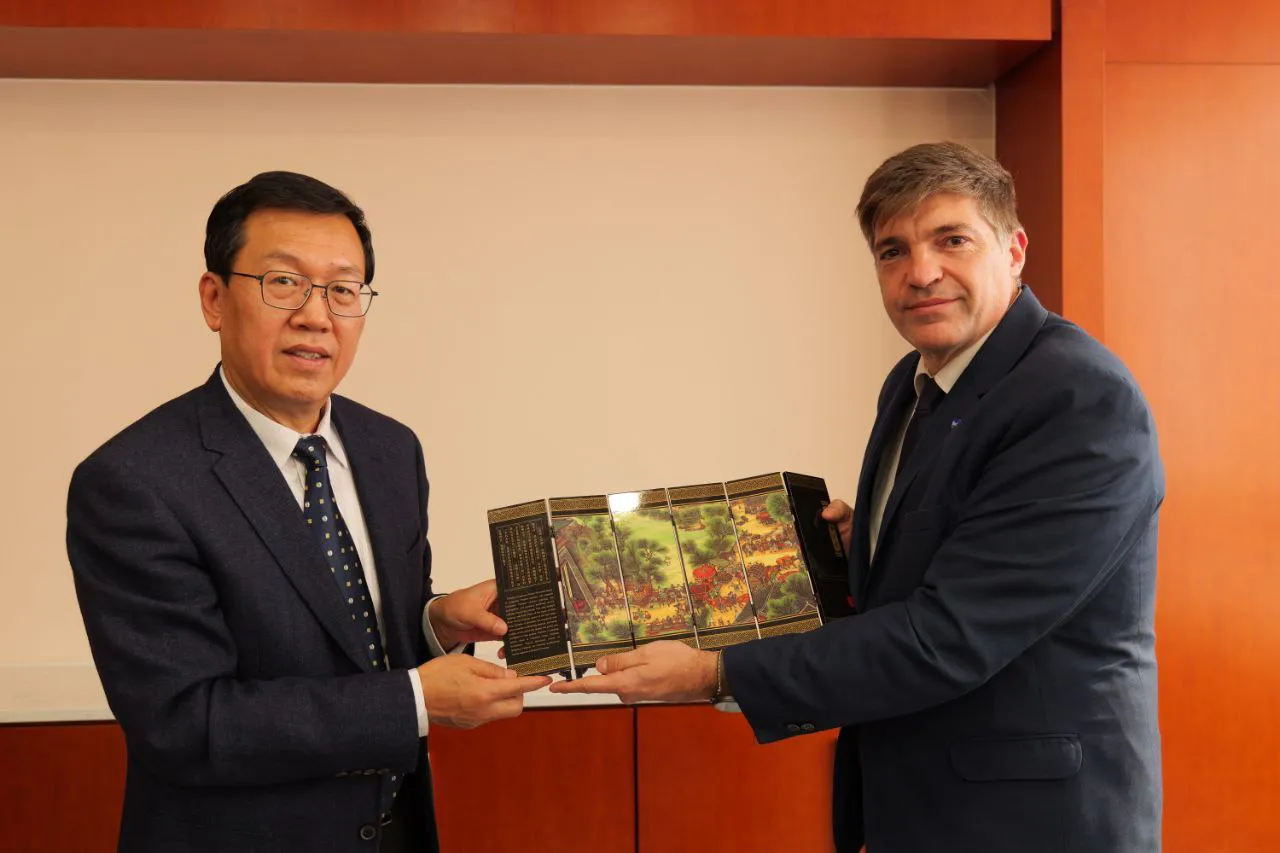 ENAC ARGENTINA CEEC CHINA