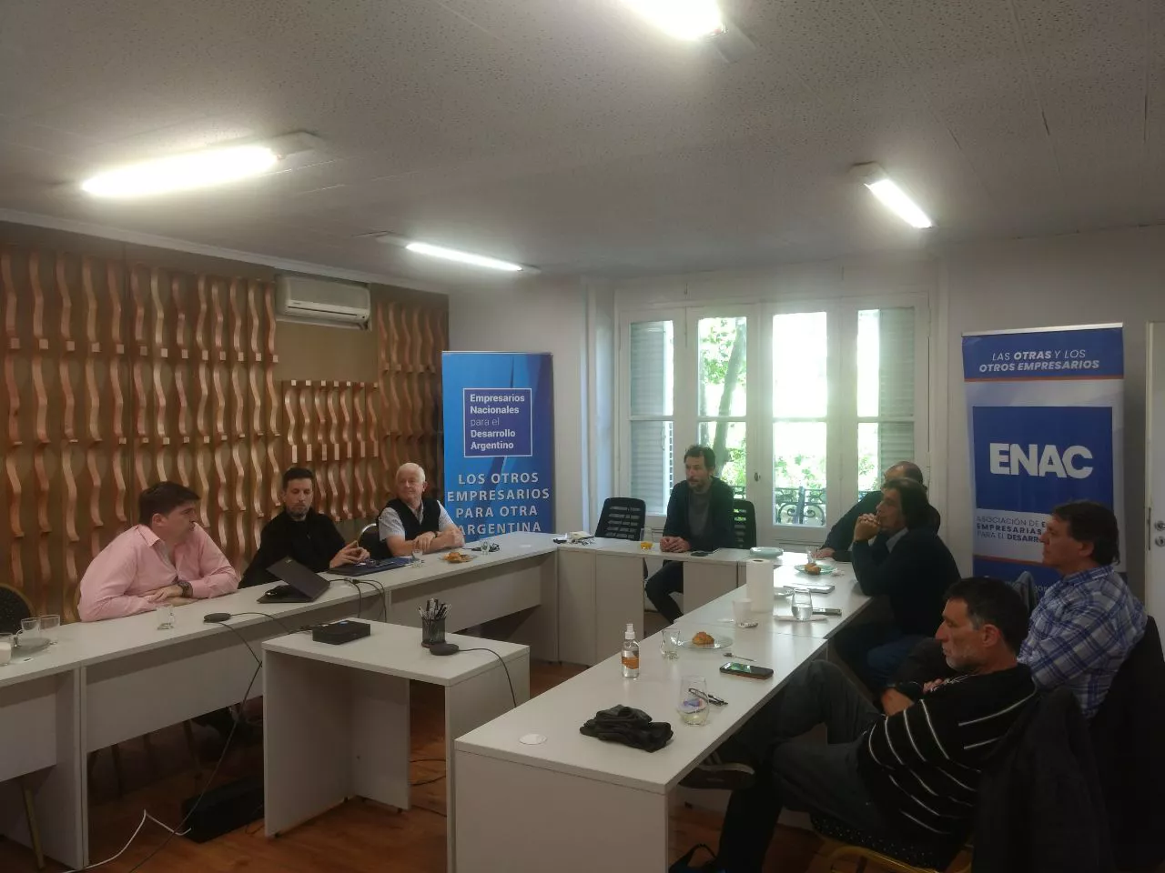 ENAC - Grupo de curas en opcion por los pobres