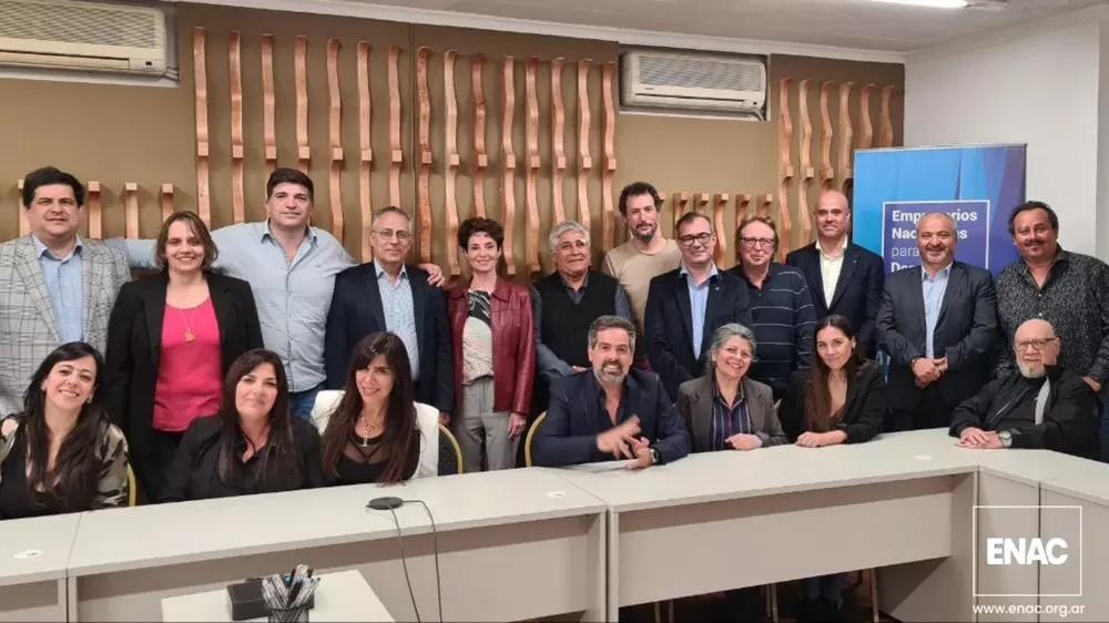 Embajador de Cuba en la sede de ENAC (Presentación (169))